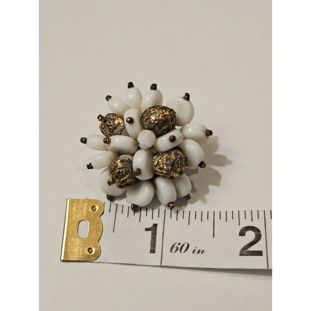 Vintage Jonne Signed‎ Cluster Clip-On Earrings White Gold Tone Beads